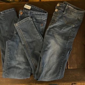 Lot of two pairs of girls skinny jeans